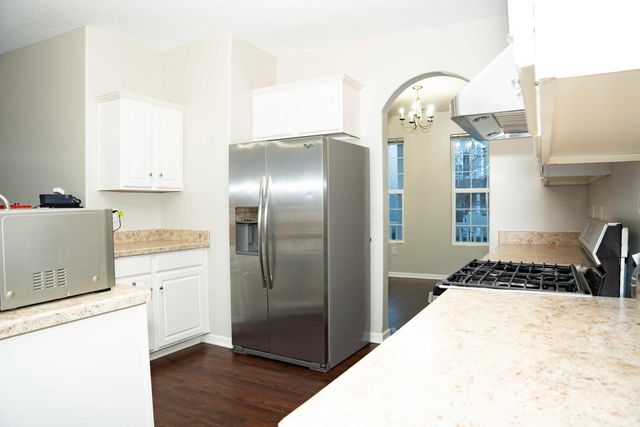 112 Purple Leaf Lane, Lewis Center, OH 43035