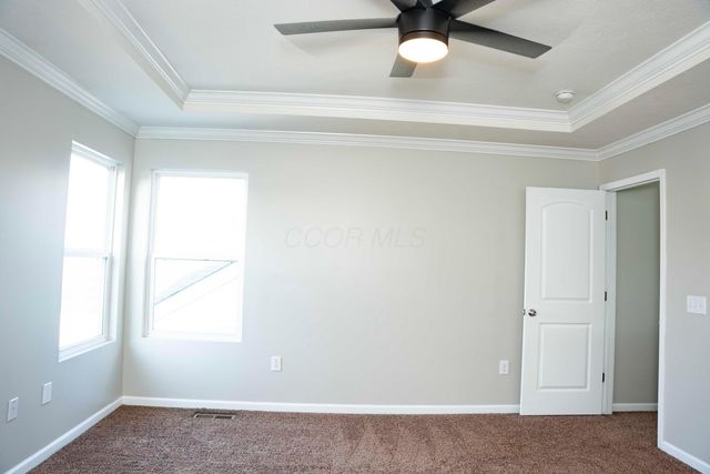 112 Purple Leaf Lane, Lewis Center, OH 43035