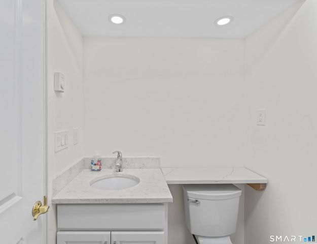 69 Heritage Village C, Southbury, CT 06488