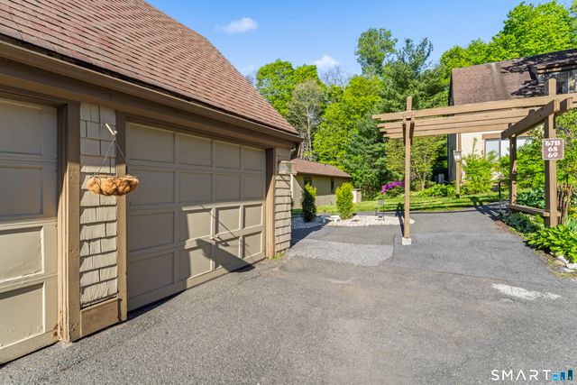 69 Heritage Village C, Southbury, CT 06488
