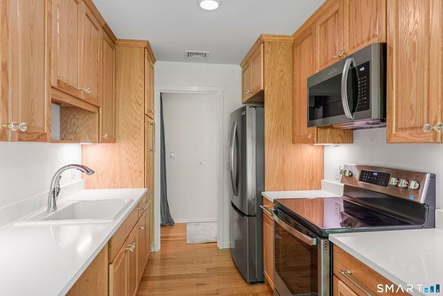 69 Heritage Village C, Southbury, CT 06488