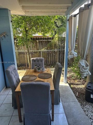 2645 SW 33rd Avenue 2, Miami, FL 33133