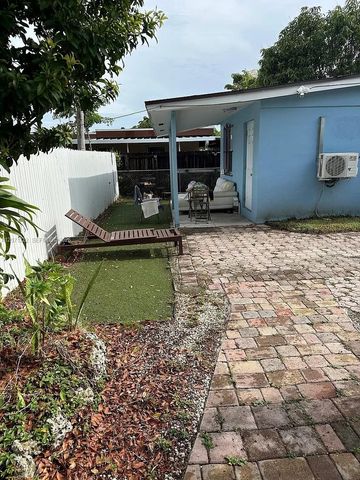 2645 SW 33rd Avenue 2, Miami, FL 33133
