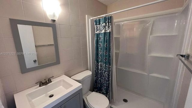2645 SW 33rd Avenue 2, Miami, FL 33133