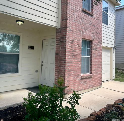 5714 Fossil Cyn, San Antonio, TX 78252