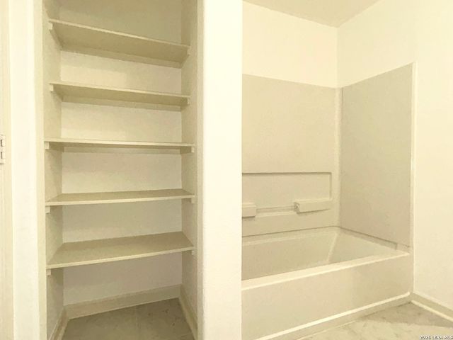 5714 Fossil Cyn, San Antonio, TX 78252