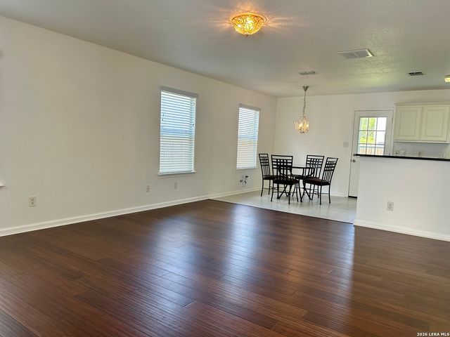 5714 Fossil Cyn, San Antonio, TX 78252