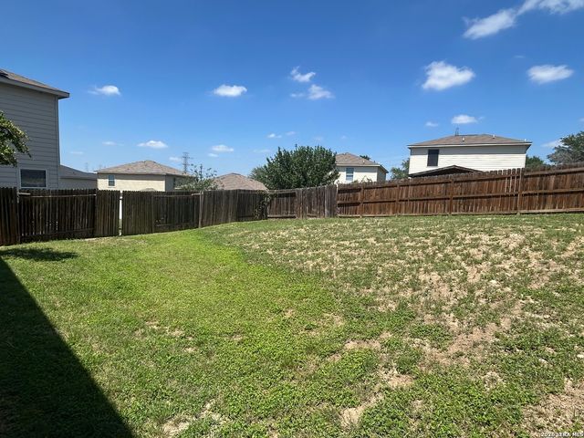 5714 Fossil Cyn, San Antonio, TX 78252