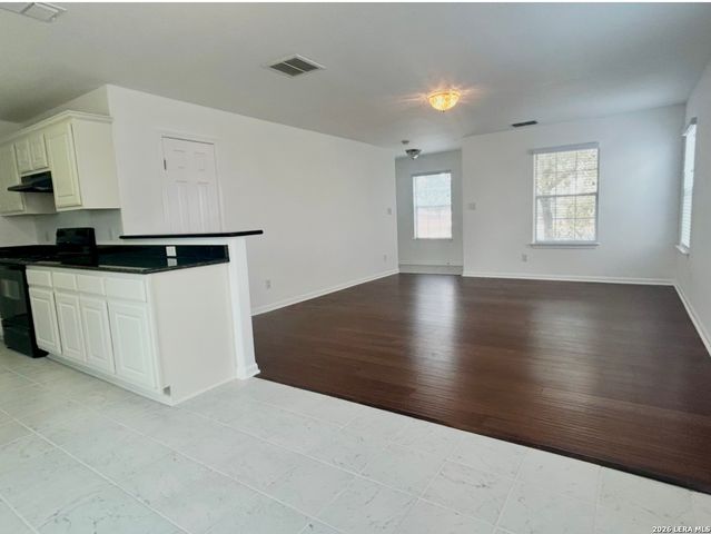5714 Fossil Cyn, San Antonio, TX 78252