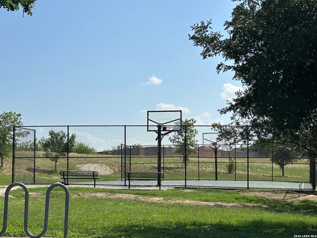 5714 Fossil Cyn, San Antonio, TX 78252