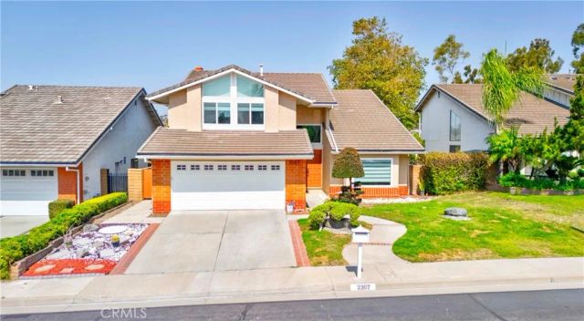 2207 Heritage, Fullerton, CA 92833