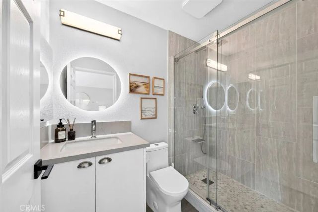 2207 Heritage, Fullerton, CA 92833