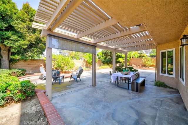 2207 Heritage, Fullerton, CA 92833