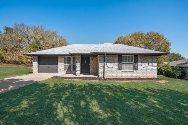 206 E Maple Street, Keene, TX 76059