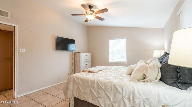 10438 TOMWOOD Avenue, El Paso, TX 79925