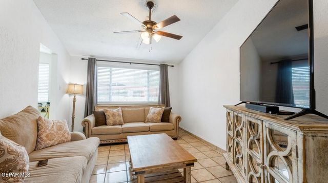 10438 TOMWOOD Avenue, El Paso, TX 79925