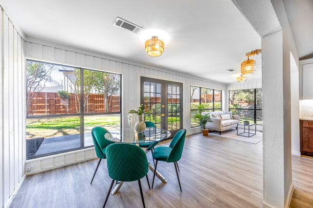 3025 Hillcrest Court, Grapevine, TX 76051