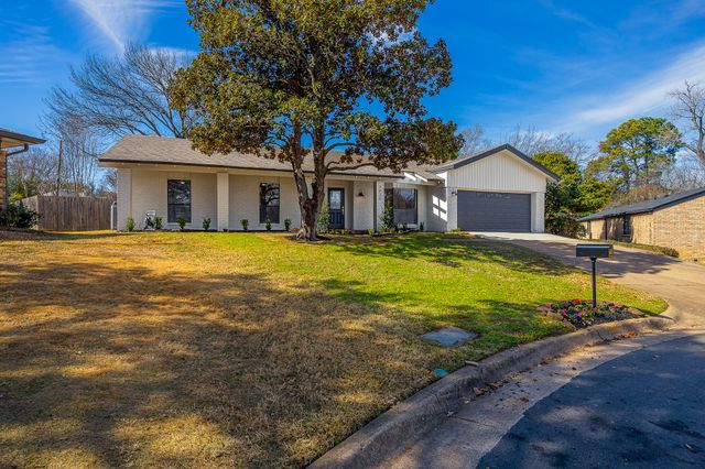 3025 Hillcrest Court, Grapevine, TX 76051