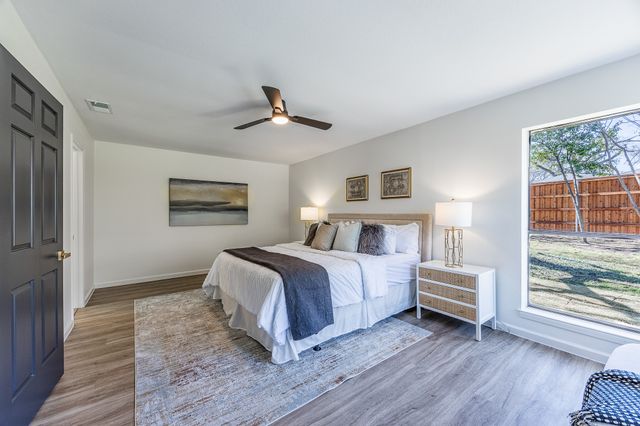 3025 Hillcrest Court, Grapevine, TX 76051