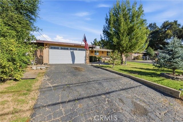 12055 Douglas, Yucaipa, CA 92399