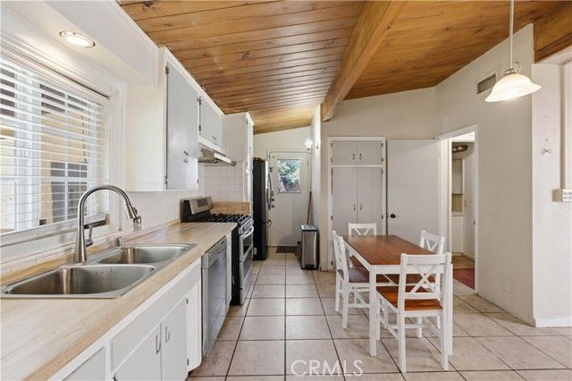 12055 Douglas, Yucaipa, CA 92399