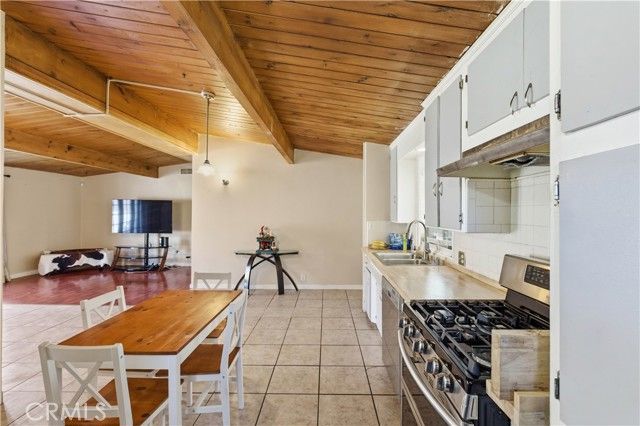 12055 Douglas, Yucaipa, CA 92399