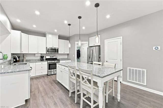 508 Schaefer AVE, Chesapeake, VA 23321