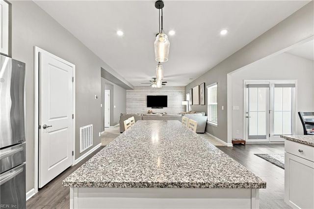 508 Schaefer AVE, Chesapeake, VA 23321