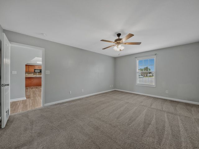 1845 Rapids Ct, Clarksville, TN 37040