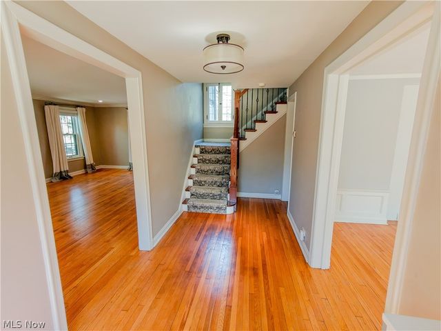 18421 Lynton Road, Shaker Heights, OH 44122