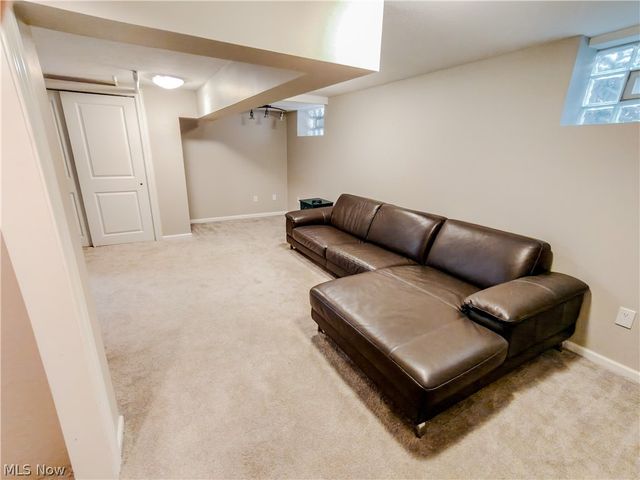 18421 Lynton Road, Shaker Heights, OH 44122