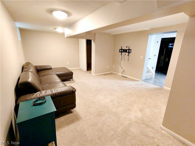 18421 Lynton Road, Shaker Heights, OH 44122