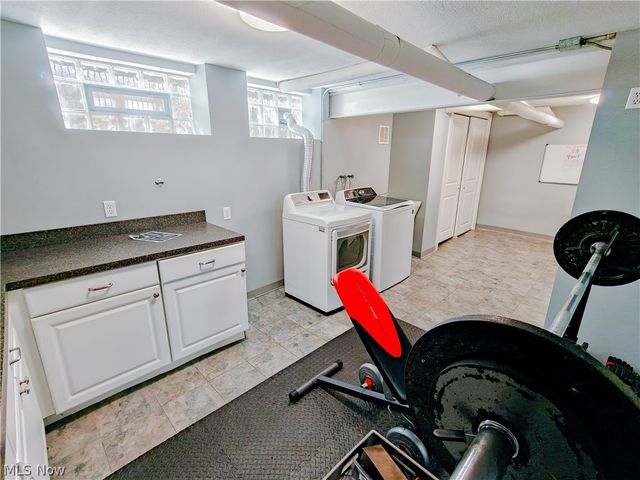 18421 Lynton Road, Shaker Heights, OH 44122