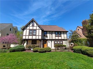18421 Lynton Road, Shaker Heights, OH 44122