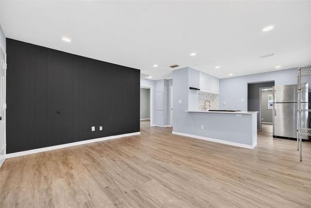 4616 9TH AVENUE S, St Petersburg, FL 33711