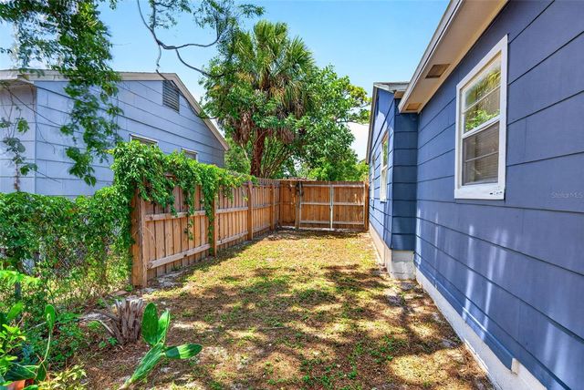 4616 9TH AVENUE S, St Petersburg, FL 33711