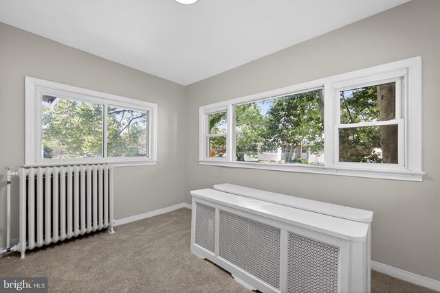 37 E MOWRY ST, Chester, PA 19013
