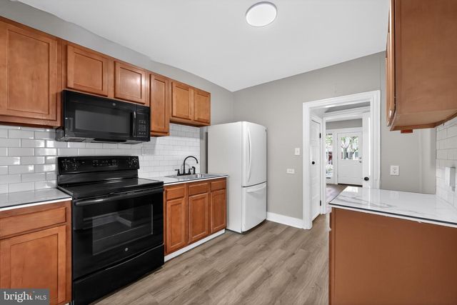 37 E MOWRY ST, Chester, PA 19013