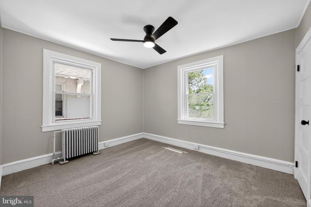 37 E MOWRY ST, Chester, PA 19013