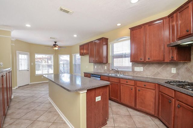 13109 Sunset Cliff Court, Sugar Land, TX 77478