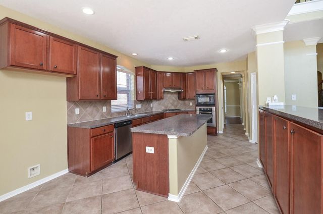 13109 Sunset Cliff Court, Sugar Land, TX 77478