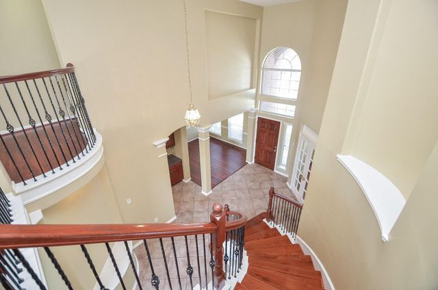 13109 Sunset Cliff Court, Sugar Land, TX 77478