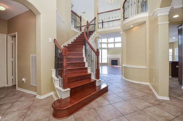 13109 Sunset Cliff Court, Sugar Land, TX 77478
