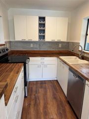 520 NE 58th Street B, Oakland Park, FL 33334