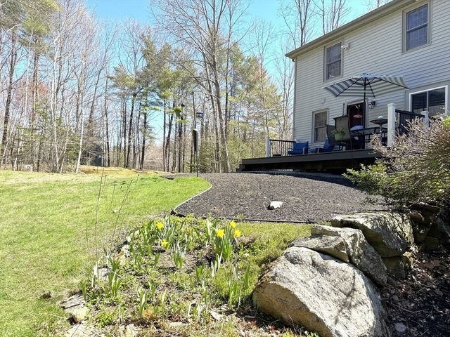 66 Andreski Drive, Fremont, NH 03044