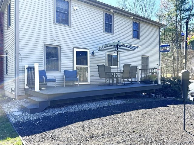 66 Andreski Drive, Fremont, NH 03044