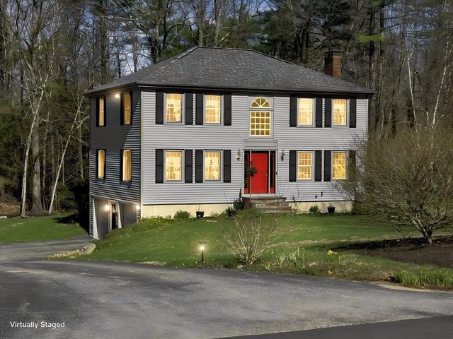 66 Andreski Drive, Fremont, NH 03044