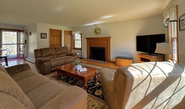 66 Andreski Drive, Fremont, NH 03044
