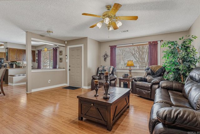 3307 S Debra Lane, Blytheville, AR 72315