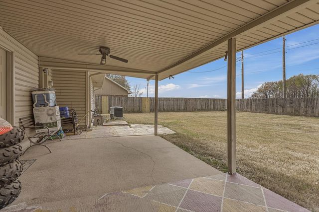 3307 S Debra Lane, Blytheville, AR 72315